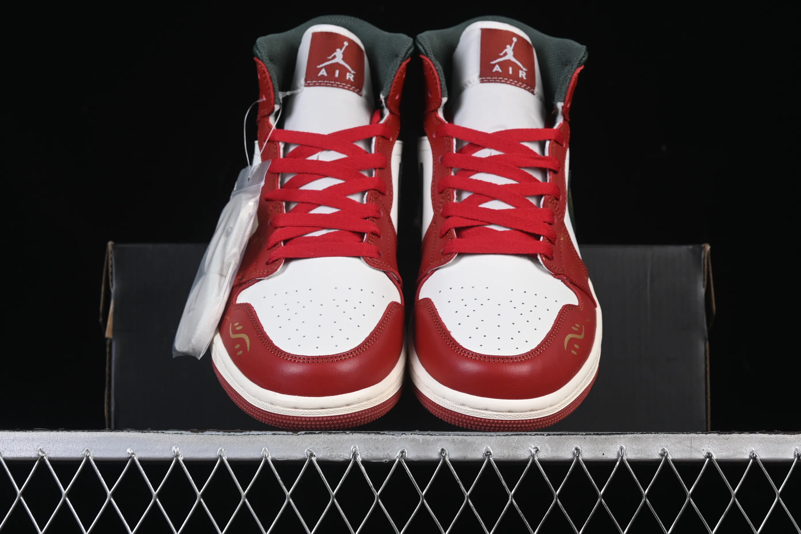 All Categories Air Jordan Jordan Series Basketball Shoes Air Jordan 1 Mid Air Jordan 1 Mid AJ1 Joe 1 Year of the Horse Limited Chinese Cultural Leisure Sneakers DQ8426-105